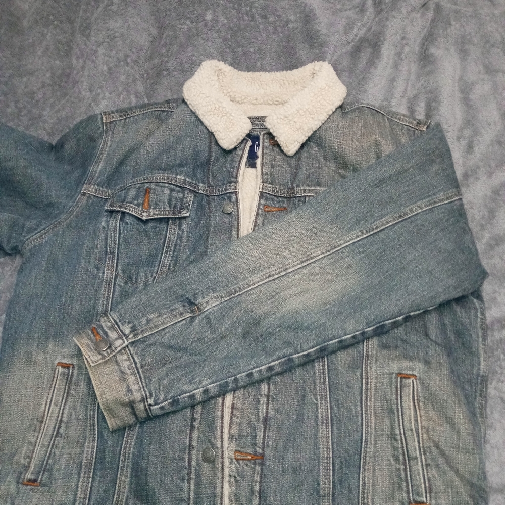 Gap Sherpa lined coat - Picture 2 of 8